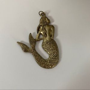 ✨Gold Colored Mermaid Pendant✨